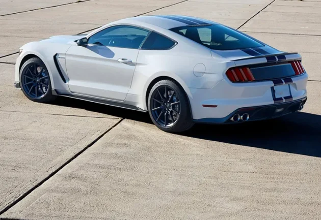 Mustang 2015-2017 GT350 Style C Fender - Image 3