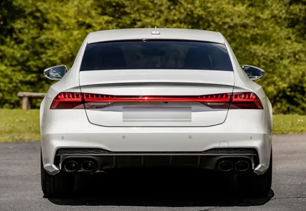 AUDI A7 2019+ Rear Diffuser With Pistic Tips - Image 5