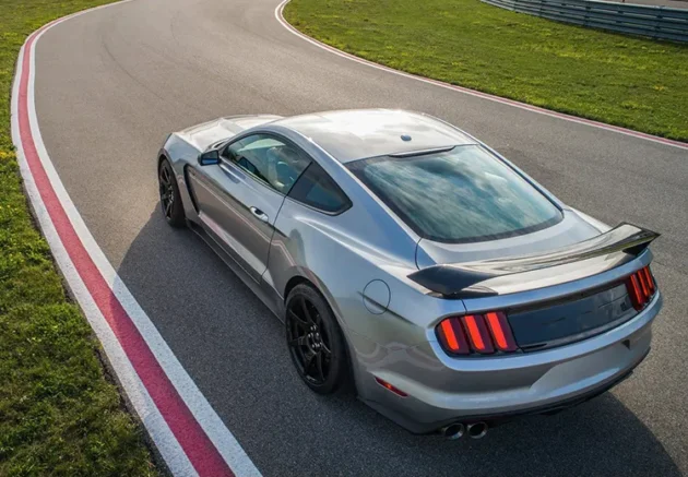 Mustang 2015-2021 GT350 R Style Car Bumper Gloss Black Rear Wing Spoiler - Image 5