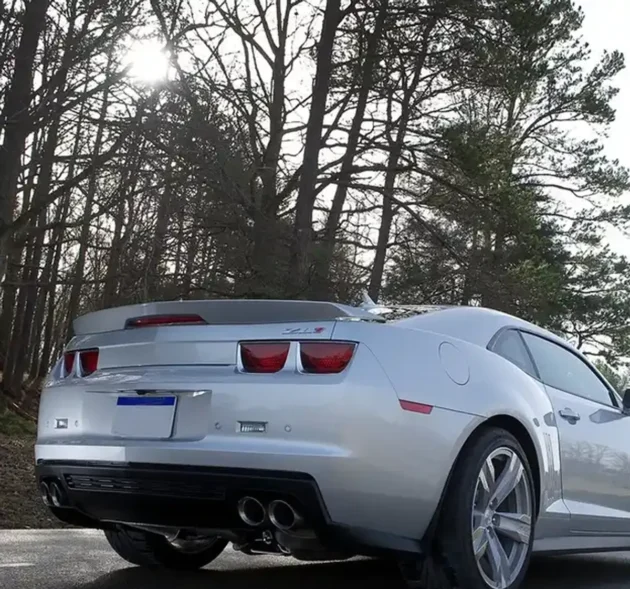 Chevy Camaro 2014-2015 Rear Bumper Exhaust Tips - Image 4