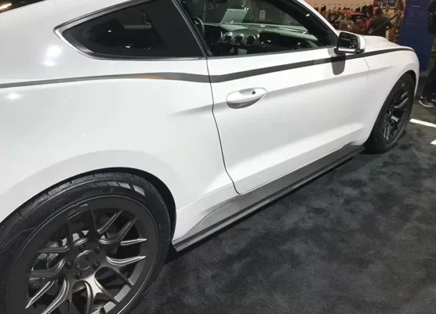 Mustang 2015-2021 Side Skirt - Image 3