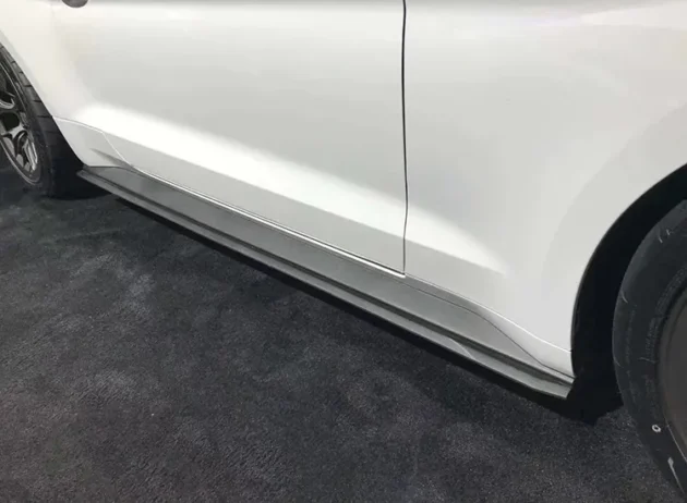 Mustang 2015-2021 Side Skirt - Image 4