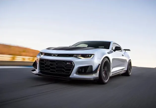 Chevrolet Camaro 2016-2018 1LE Style Auto Parts Body Kit Front Bumper Lip Car Bumper Body Kit - Image 4